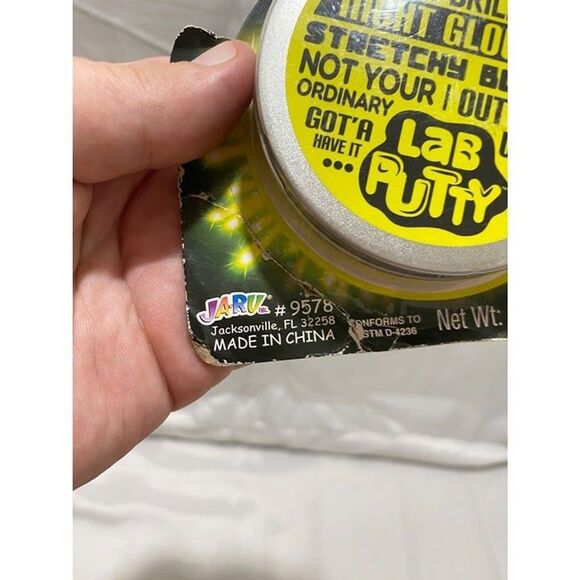 JA-RU Lab Putty Glow in The Dark Slime Putty Toy and Tin Container Sealed - Picture 3 of 5